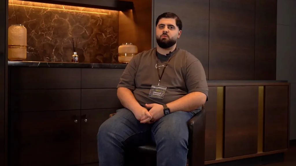 hr video thumbnail